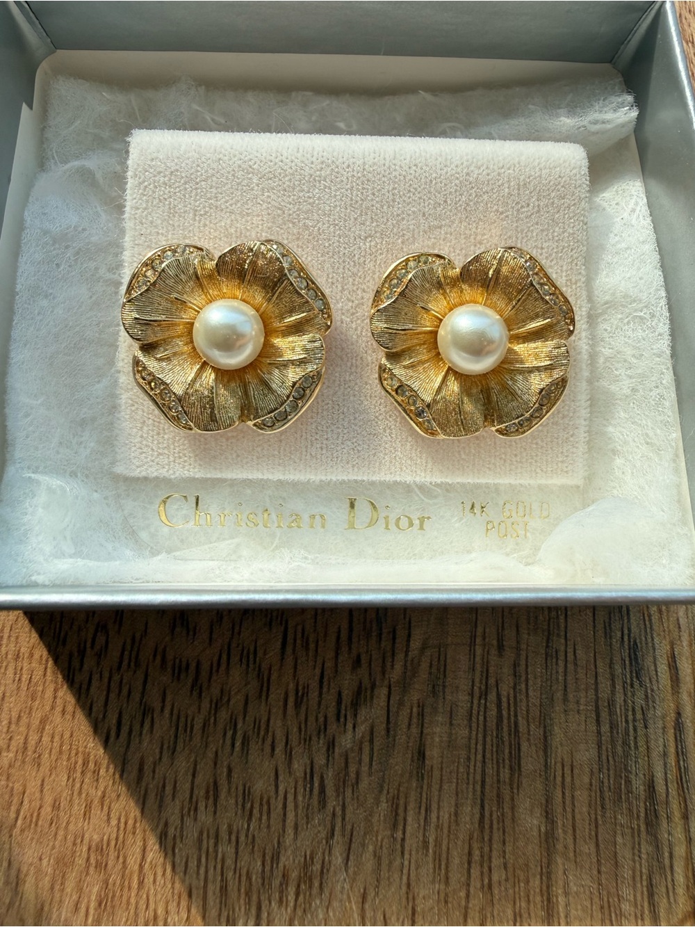 Christian Dior Vintage Gold Rare White Pearl  Blossom Flower Earrings